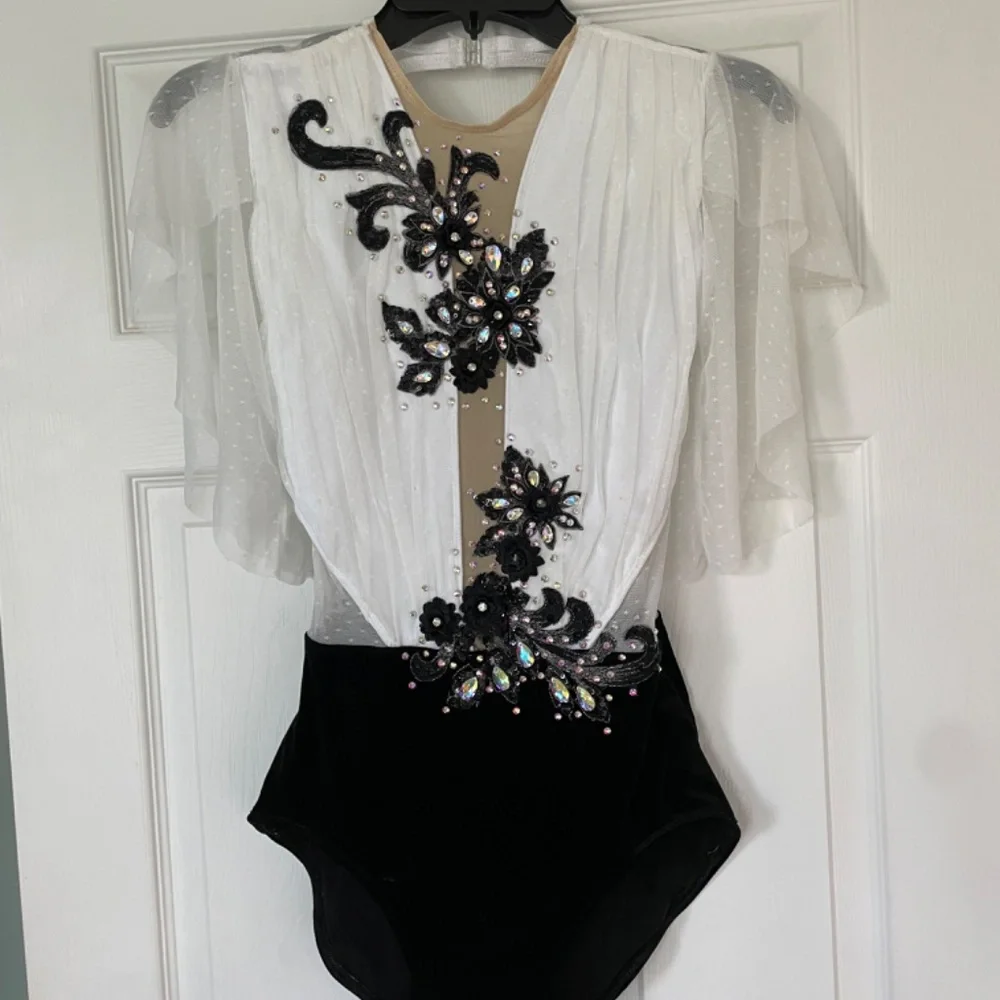 Custom lyrical dance costume - Picture 6 of 6
